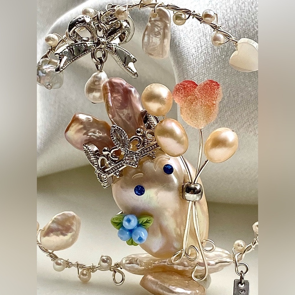 P230-Handmade Premium Flameball Pearl Bunny Detachable Pendant - Picture 6 of 15